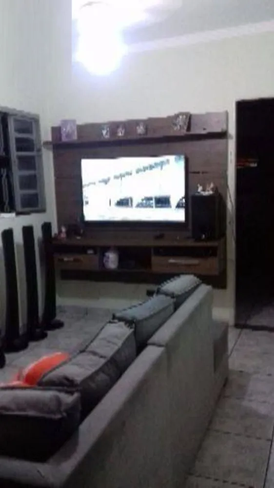 Casa, 3 quartos, 62 m² - Foto 1