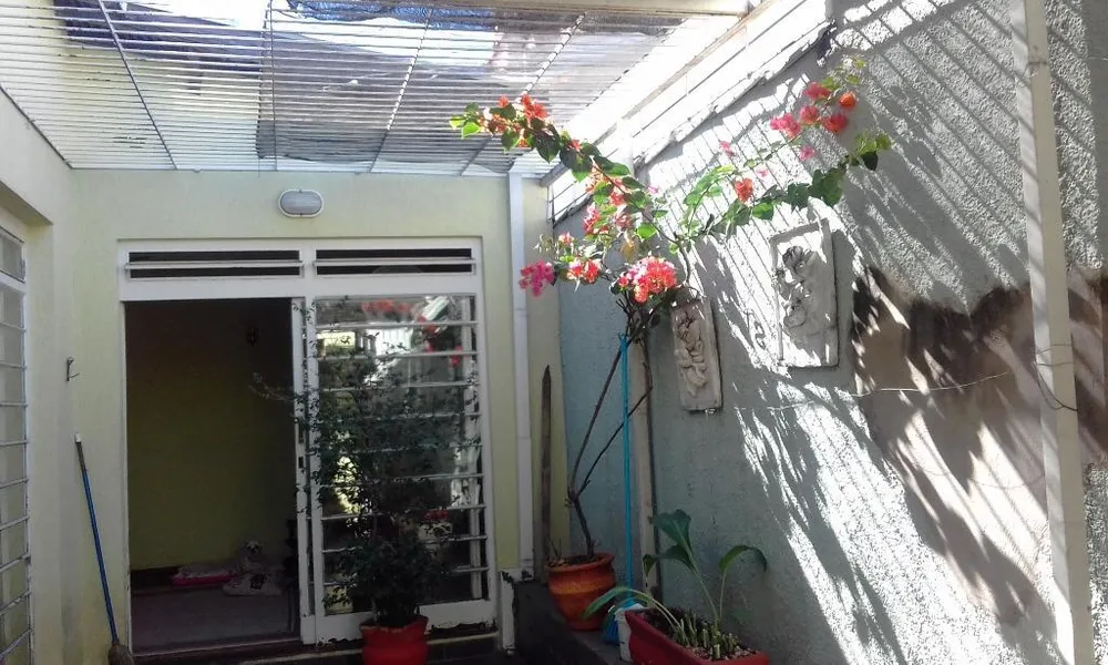 Casa, 3 quartos, 233 m² - Foto 1