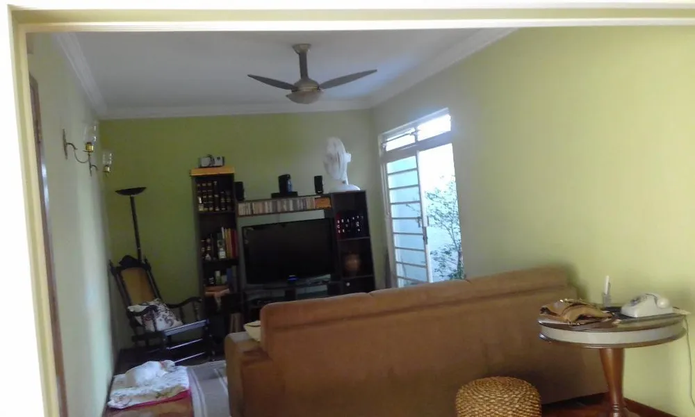 Casa, 3 quartos, 233 m² - Foto 2