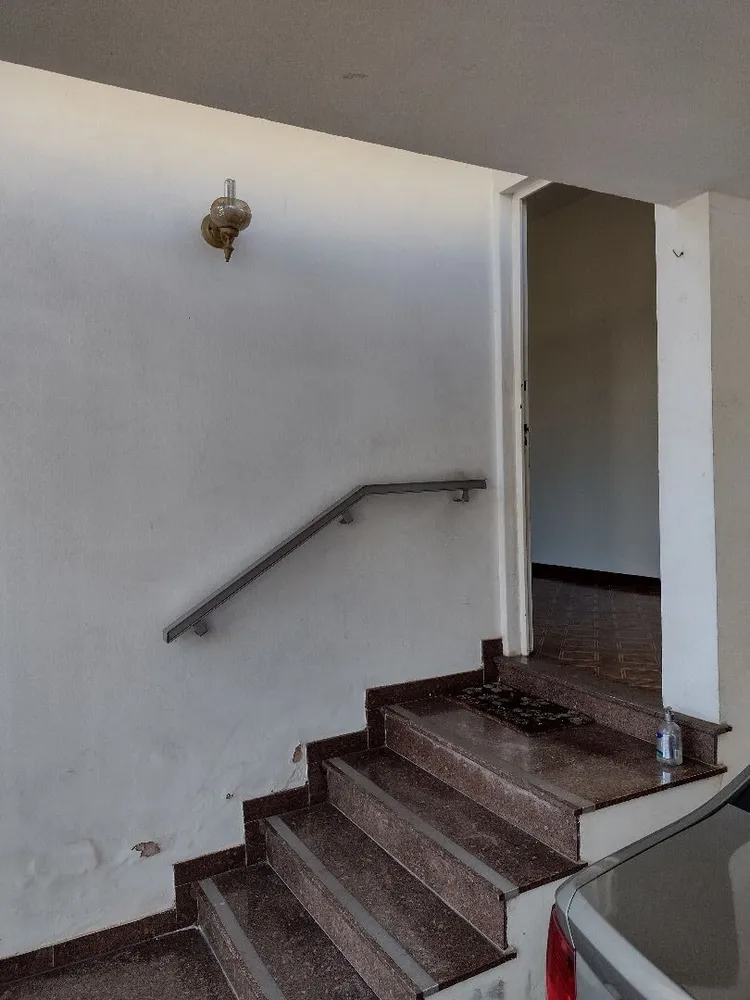 Casa, 3 quartos, 232 m² - Foto 1