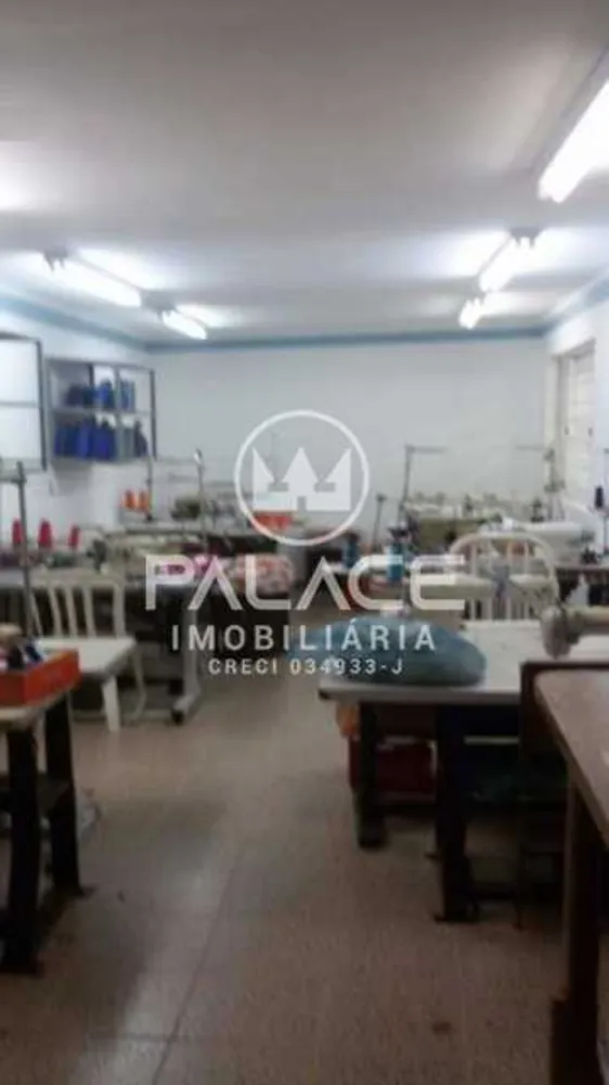 Casa, 3 quartos, 239 m² - Foto 4