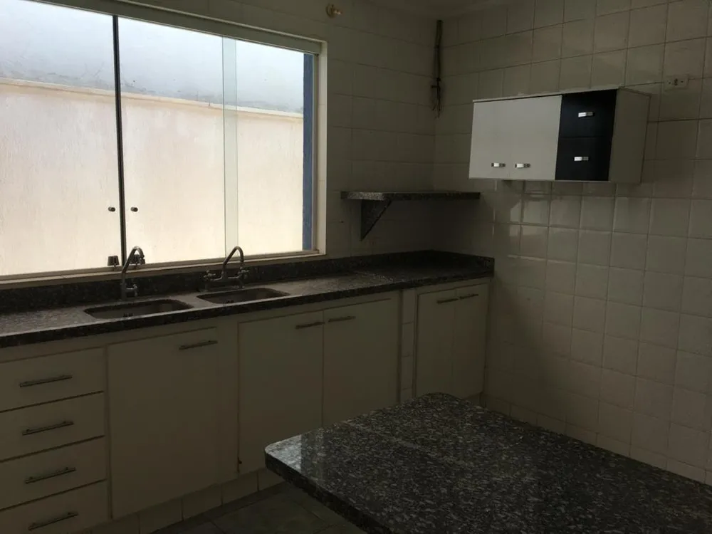 Casa, 3 quartos, 280 m² - Foto 8