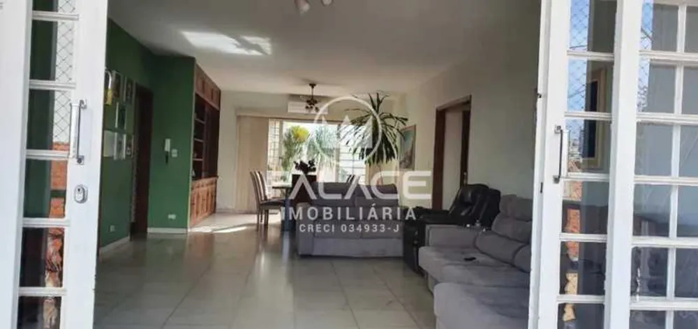 Casa, 4 quartos, 286 m² - Foto 8