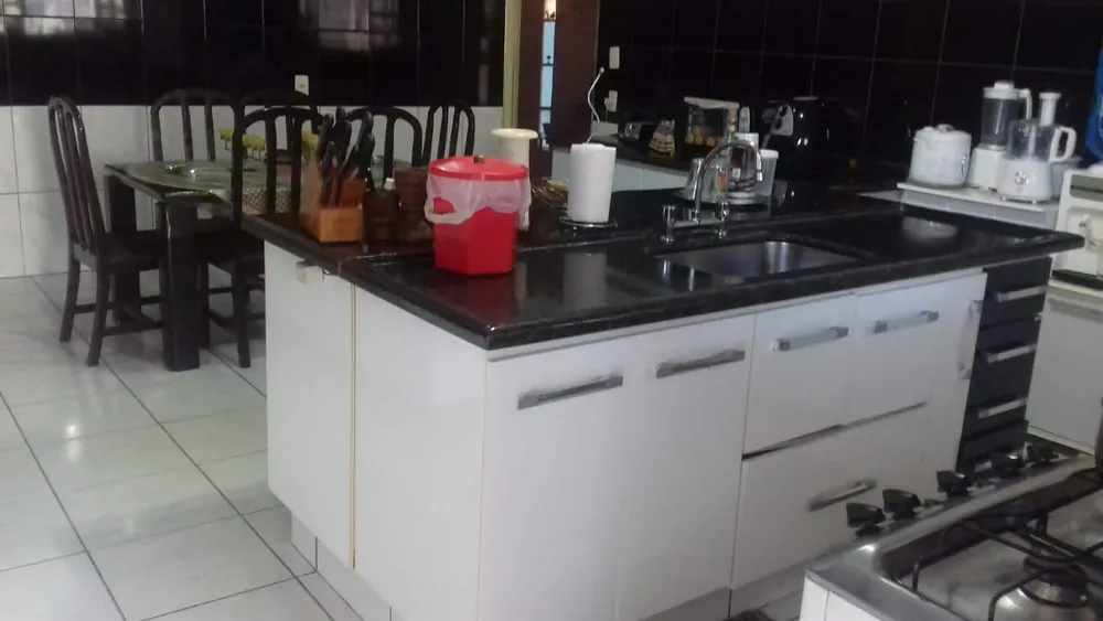 Casa, 2 quartos, 141 m² - Foto 1