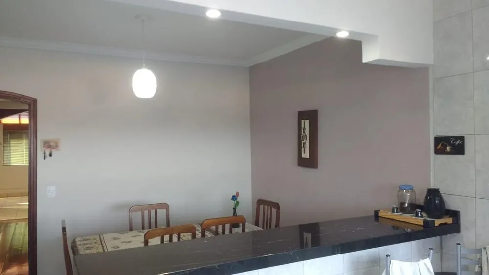 Casa, 2 quartos, 287 m² - Foto 1