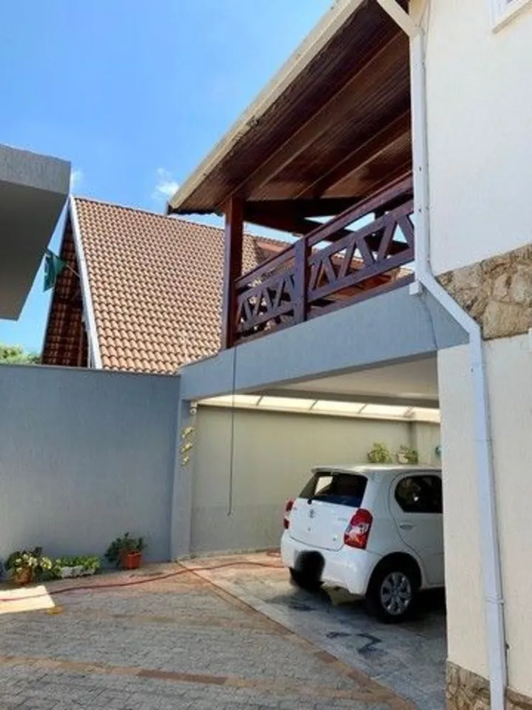 Casa, 3 quartos, 297 m² - Foto 1