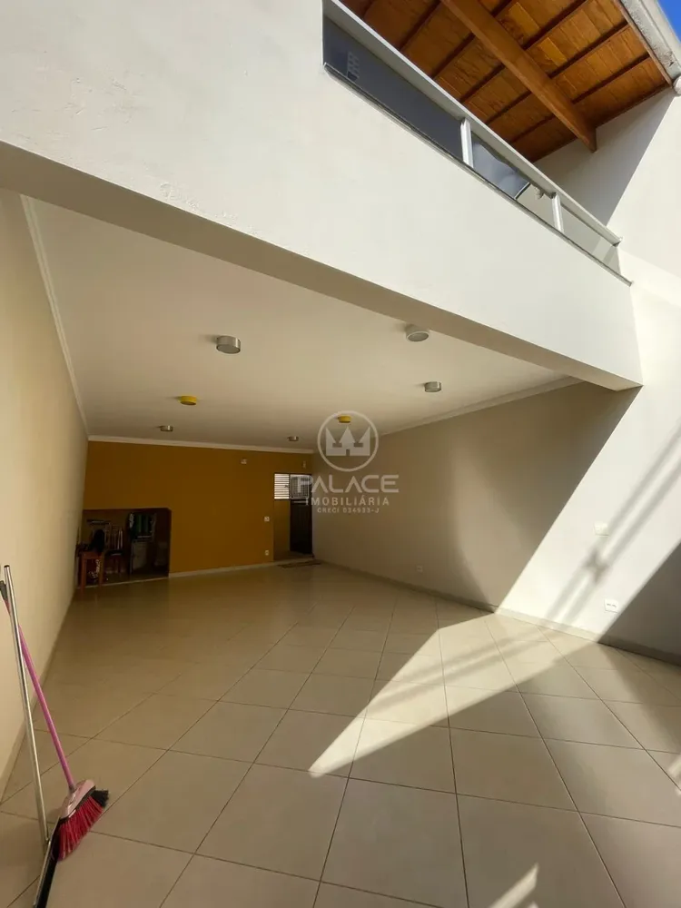 Casa, 3 quartos, 206 m² - Foto 4