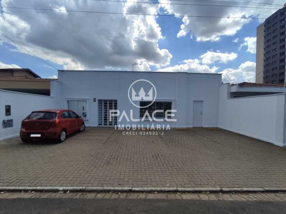 Casa Comercial para alugar com 2 quartos, 250m² - Foto 1