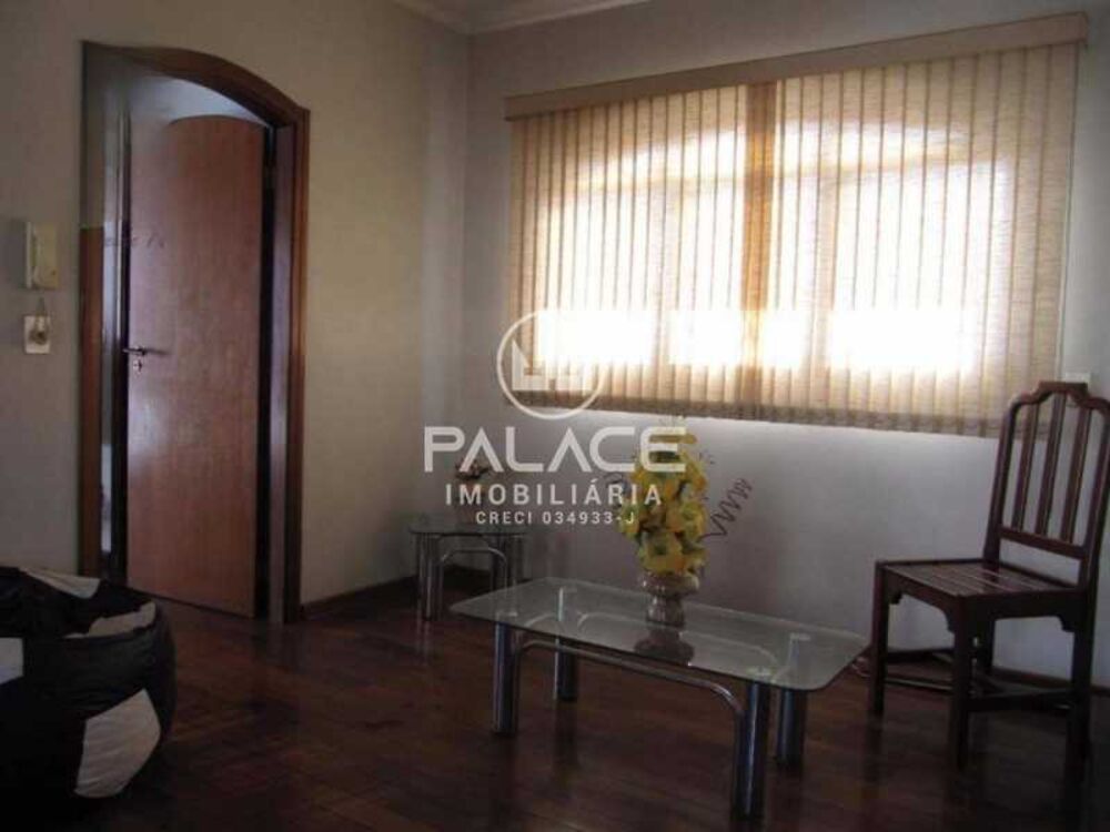 Casa à venda com 3 quartos, 250m² - Foto 7