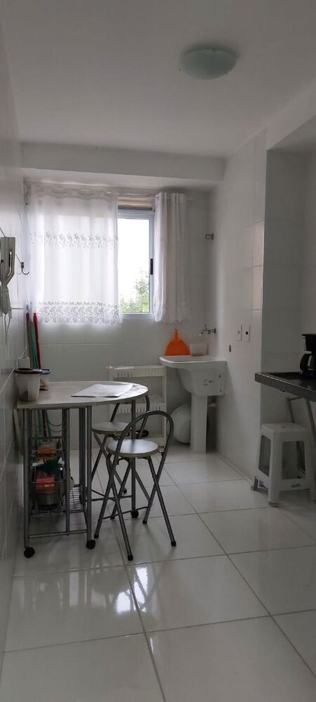 Apartamento à venda com 2 quartos, 72m² - Foto 2