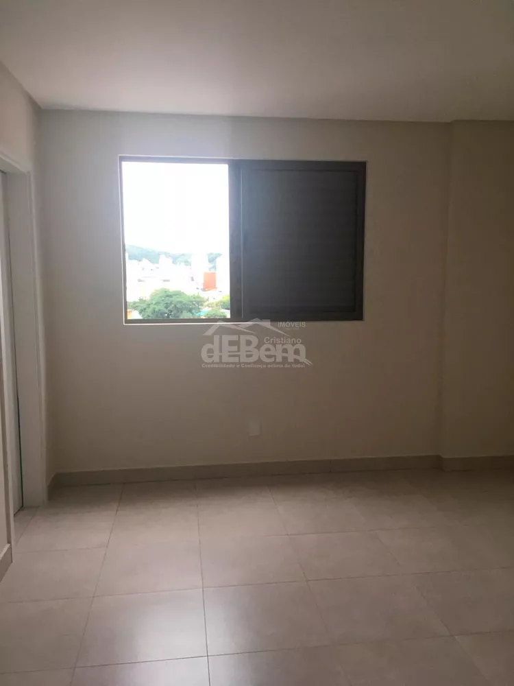 Apartamento, 3 quartos, 92 m² - Foto 2