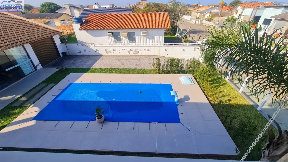 Casa, 3 quartos, 310 m² - Foto 1