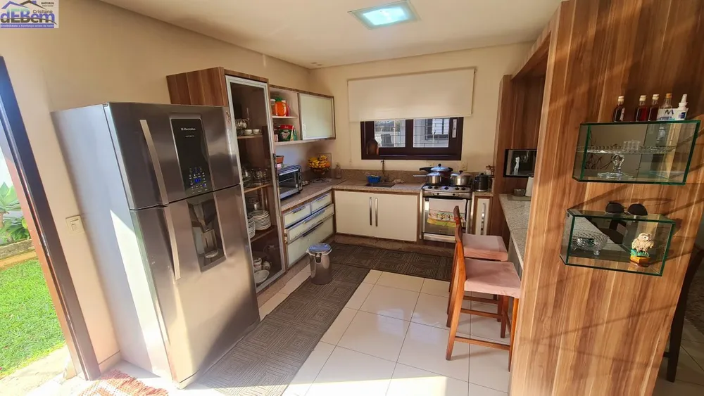 Casa, 3 quartos, 310 m² - Foto 15