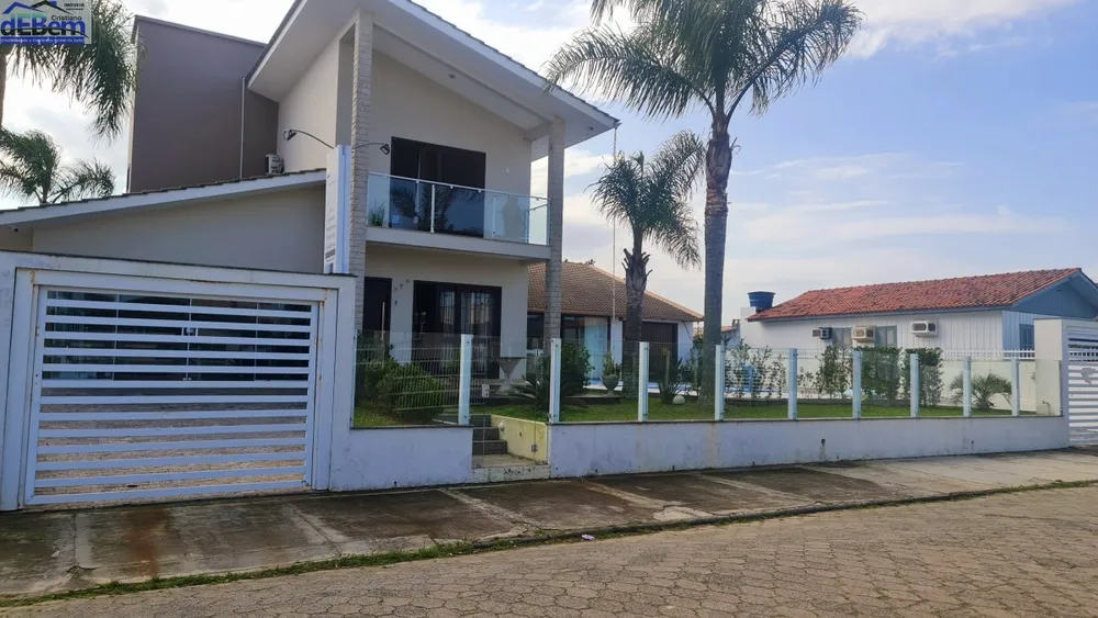 Casa, 3 quartos, 310 m² - Foto 1