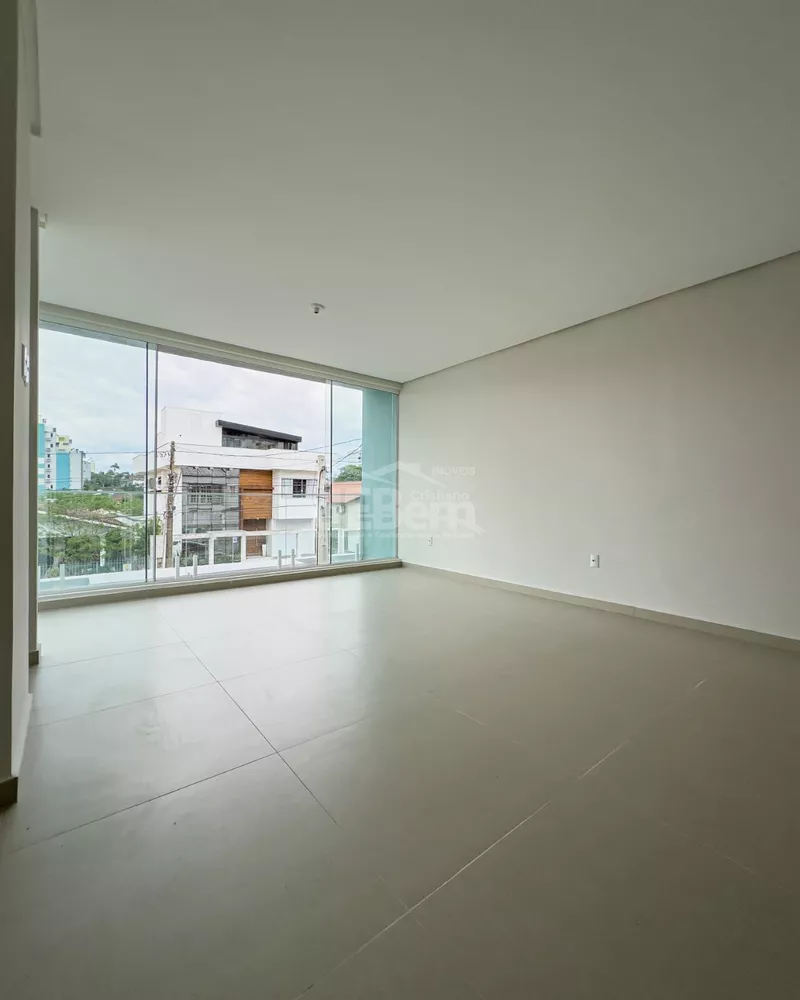 Casa, 4 quartos, 272 m² - Foto 1