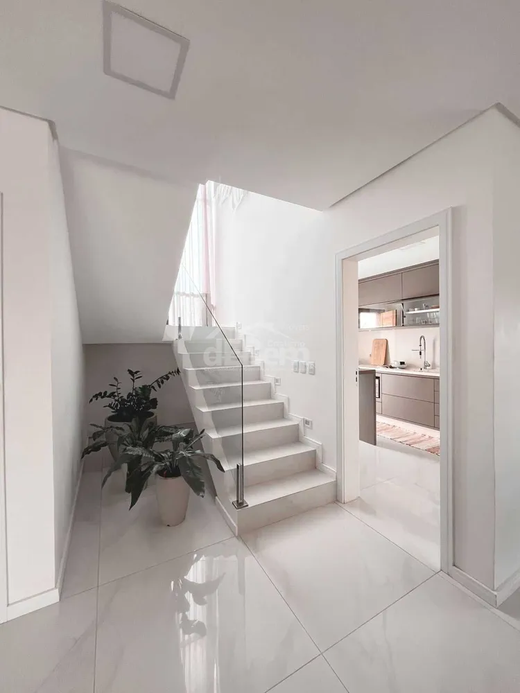 Casa, 4 quartos, 360 m² - Foto 4