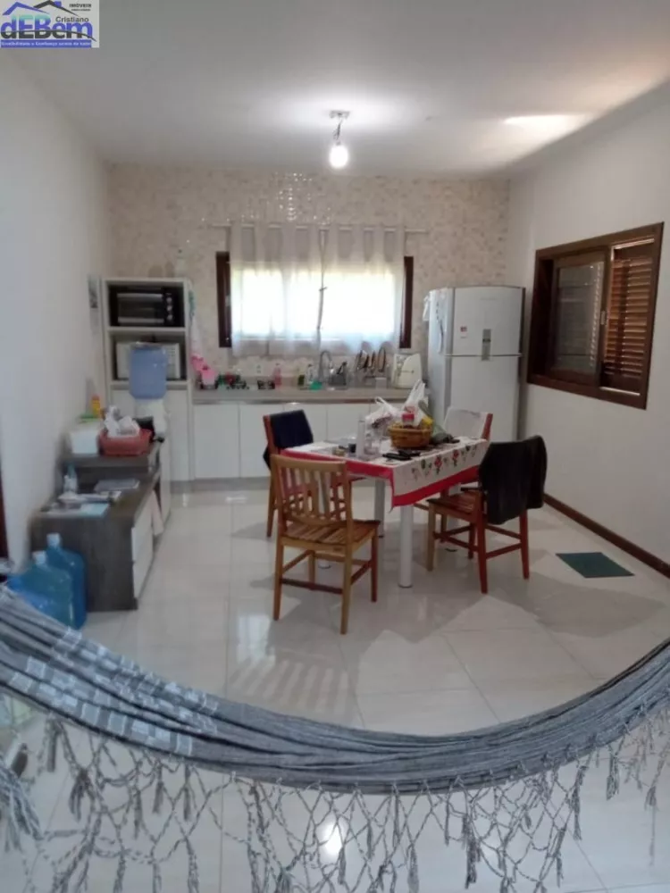 Casa, 3 quartos, 200 m² - Foto 2