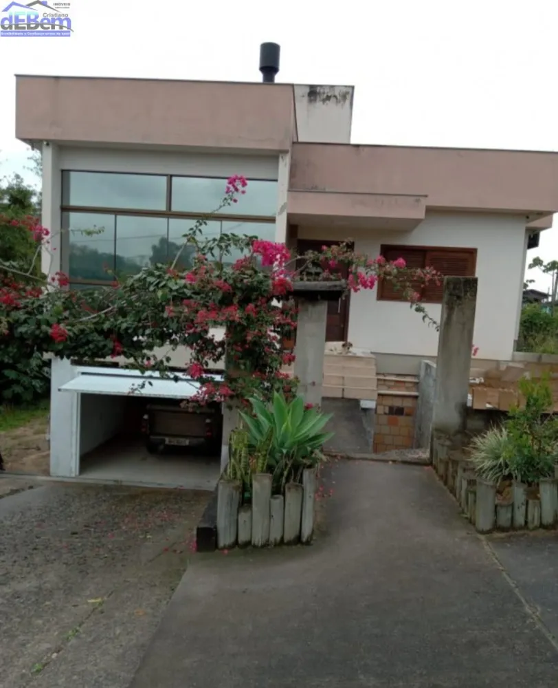 Casa, 3 quartos, 200 m² - Foto 1