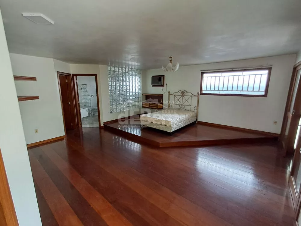 Casa, 5 quartos, 260 m² - Foto 3