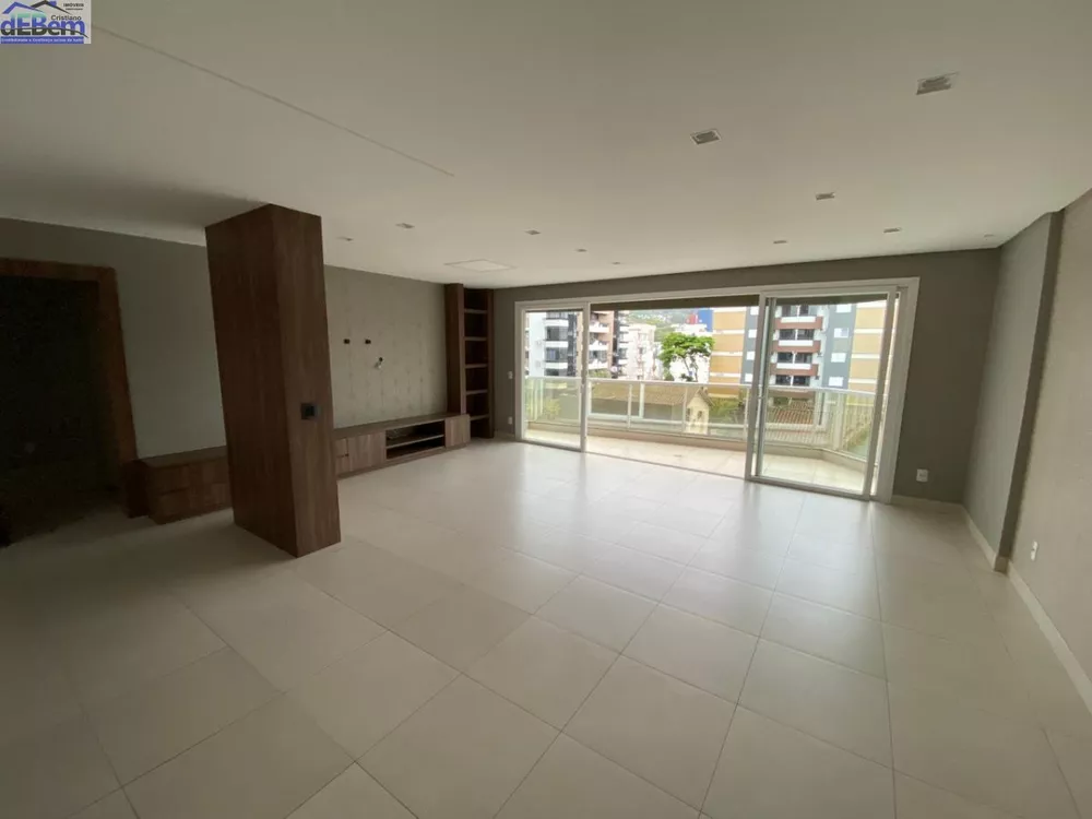 Apartamento, 3 quartos, 182 m² - Foto 1
