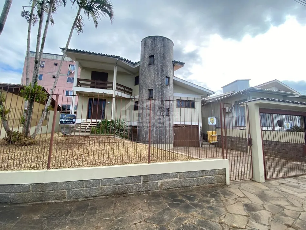 Casa, 4 quartos, 223 m² - Foto 1
