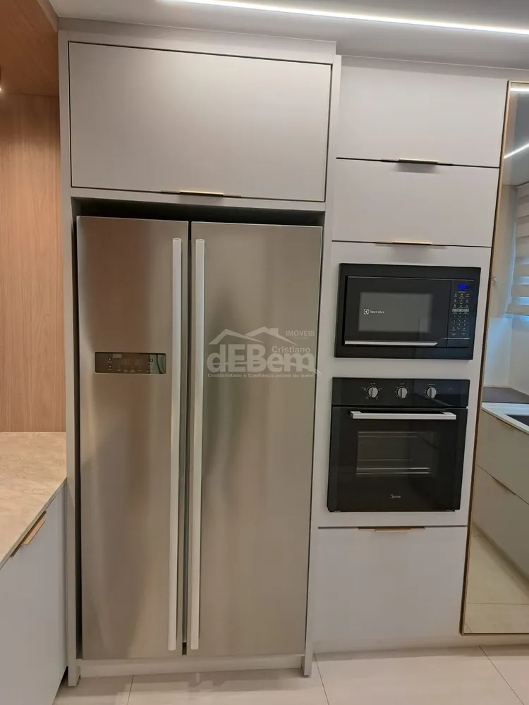 Apartamento, 3 quartos, 132 m² - Foto 2