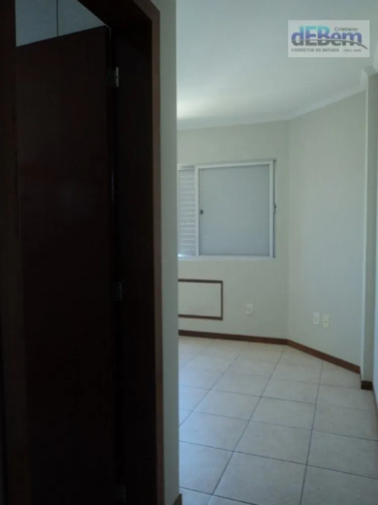 Cobertura, 3 quartos, 271 m² - Foto 8