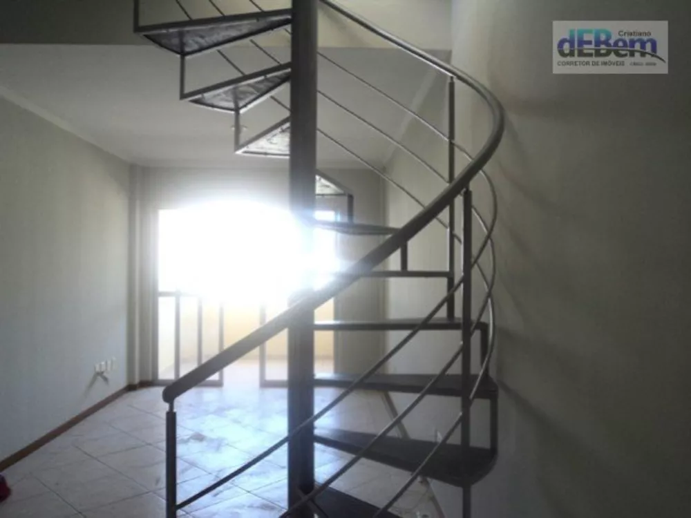 Cobertura, 3 quartos, 271 m² - Foto 1