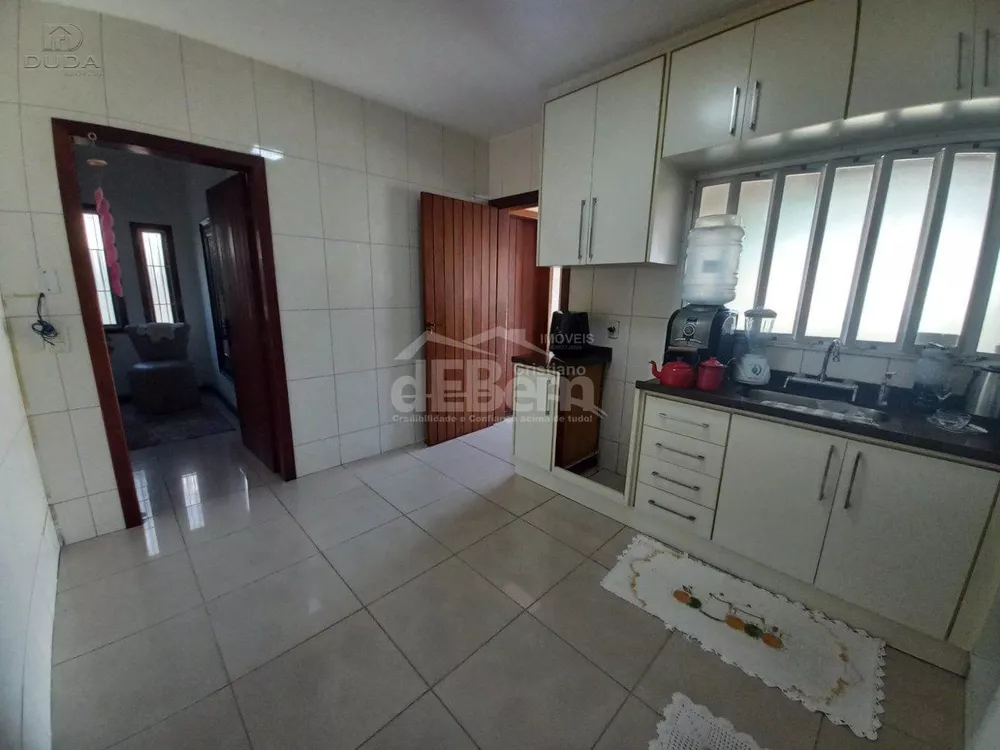 Casa, 3 quartos, 182 m² - Foto 4