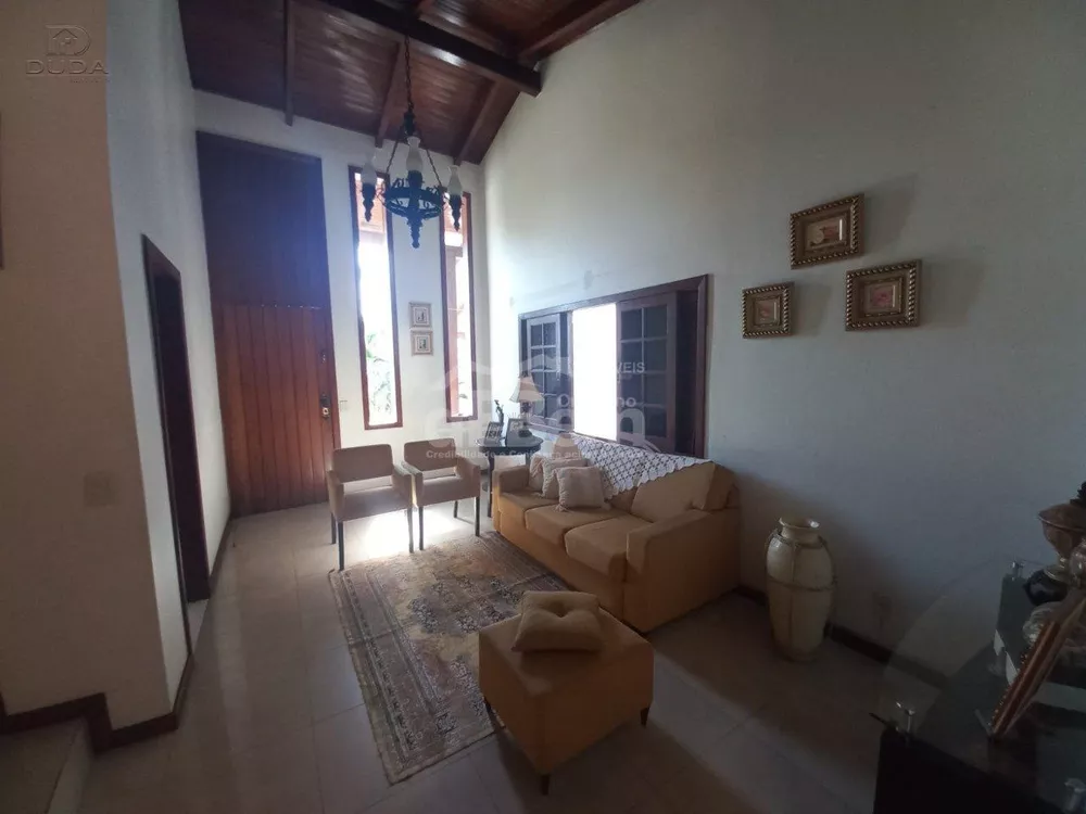 Casa, 3 quartos, 182 m² - Foto 1