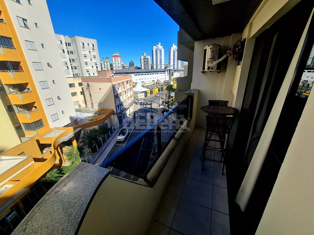 Apartamento, 3 quartos, 12764 m² - Foto 1