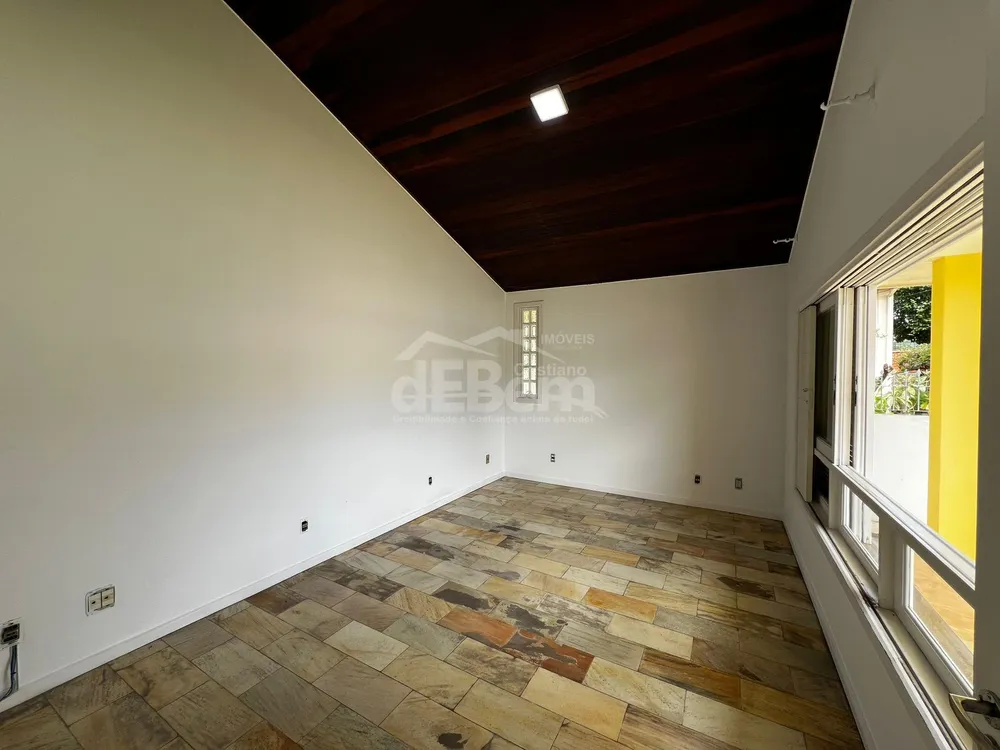 Casa, 5 quartos, 260 m² - Foto 12