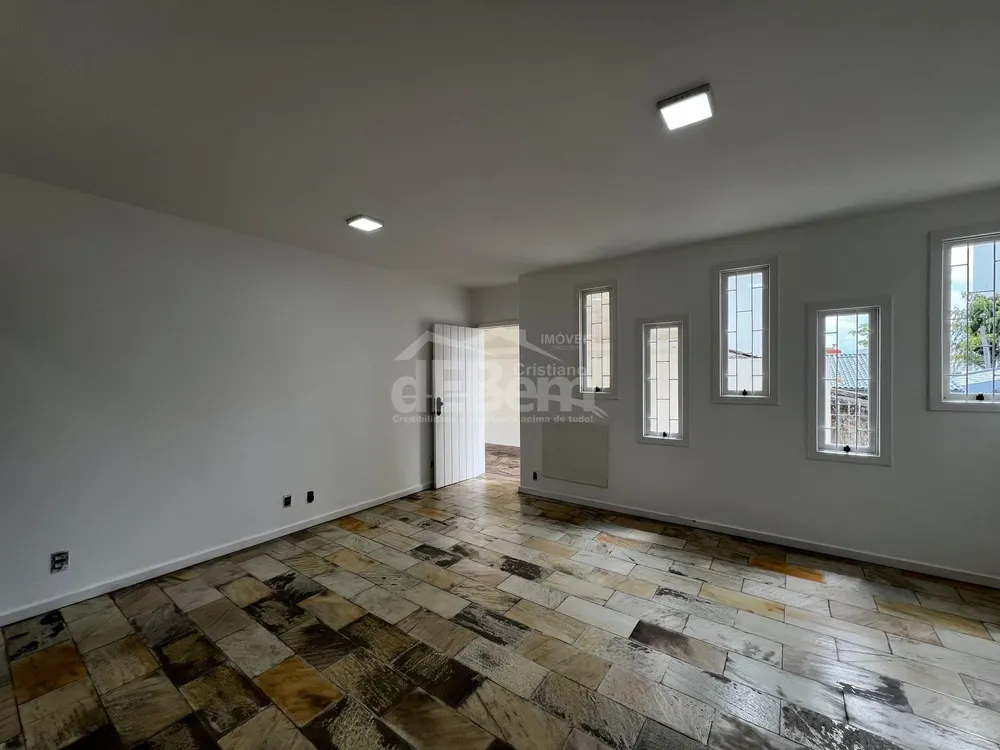 Casa, 5 quartos, 260 m² - Foto 6