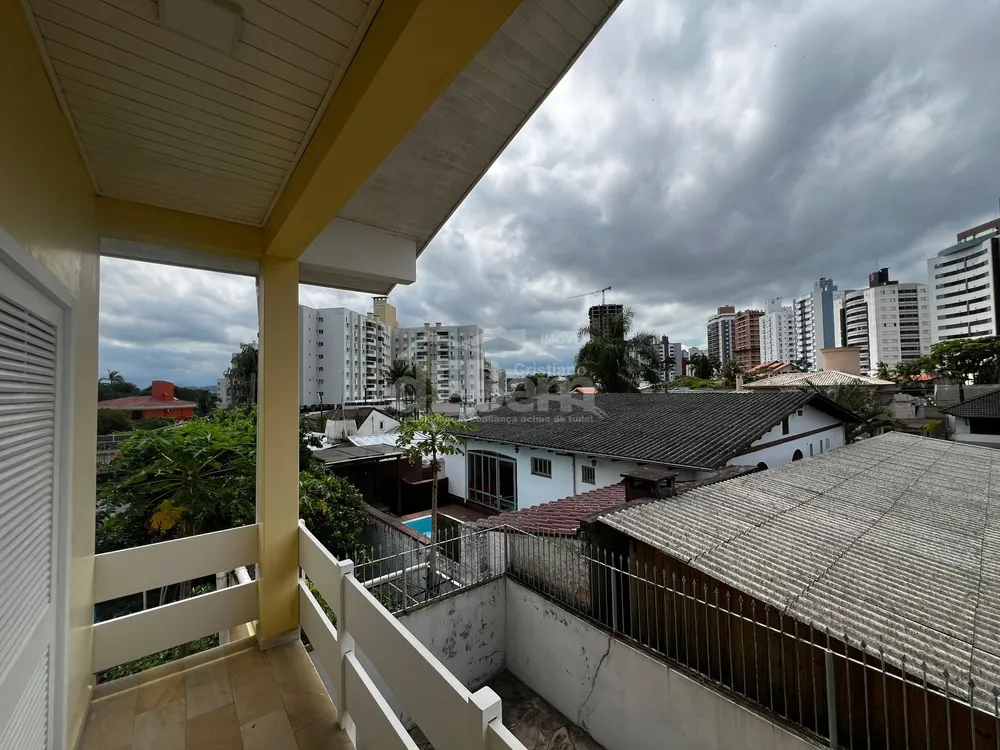 Casa, 5 quartos, 260 m² - Foto 14