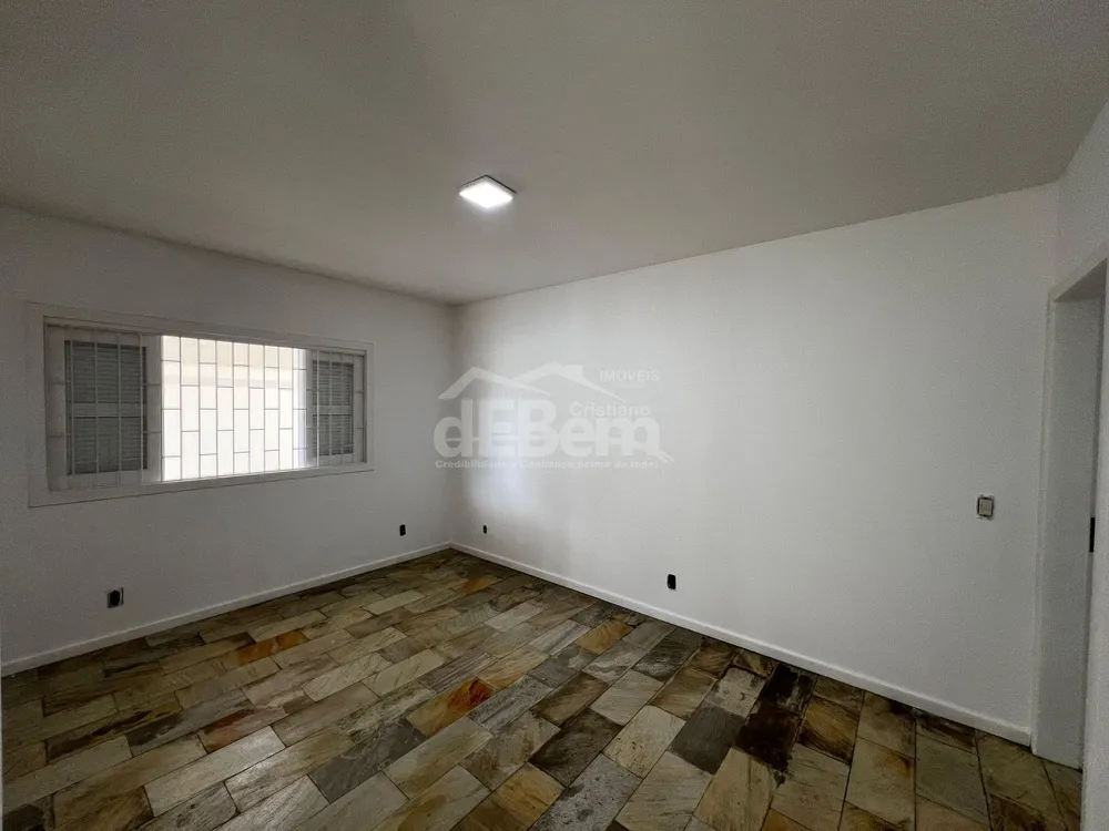 Casa, 5 quartos, 260 m² - Foto 10