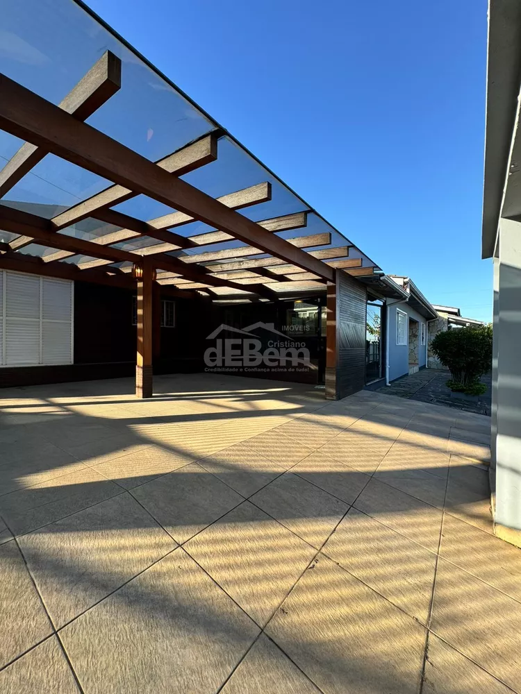 Casa, 3 quartos, 229 m² - Foto 3