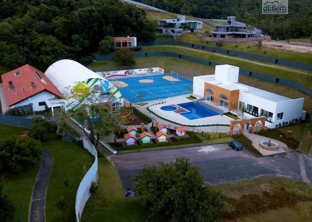 Casa, 4 quartos, 200 m² - Foto 1
