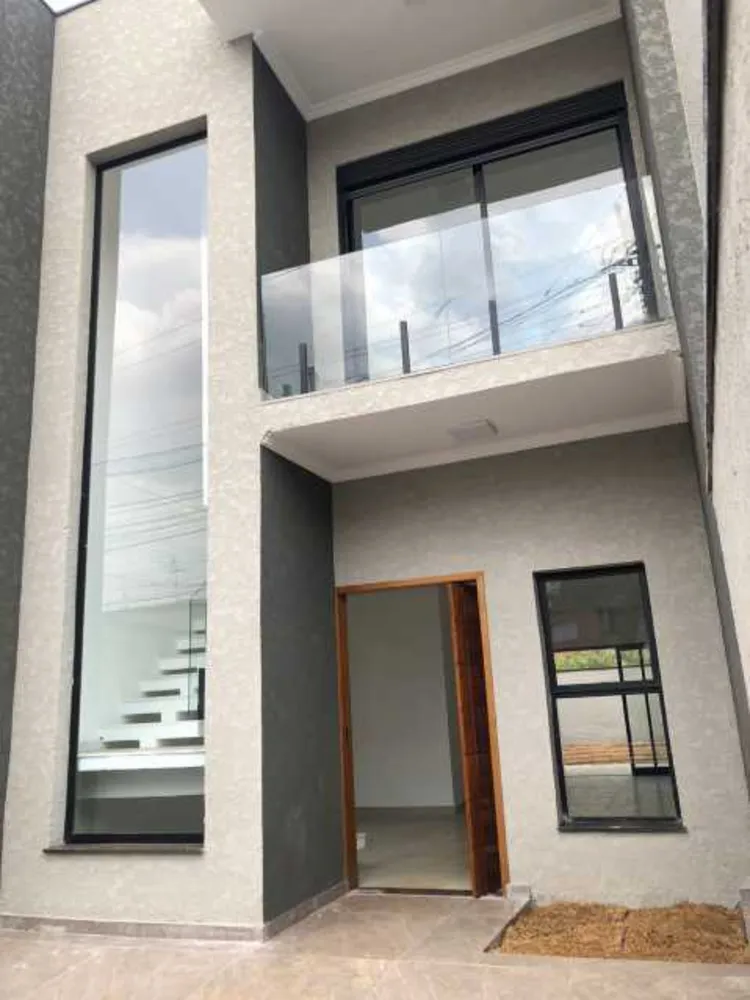 Casa, 3 quartos, 12 m² - Foto 1