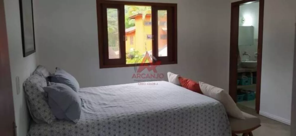 Casa, 3 quartos, 180 m² - Foto 1