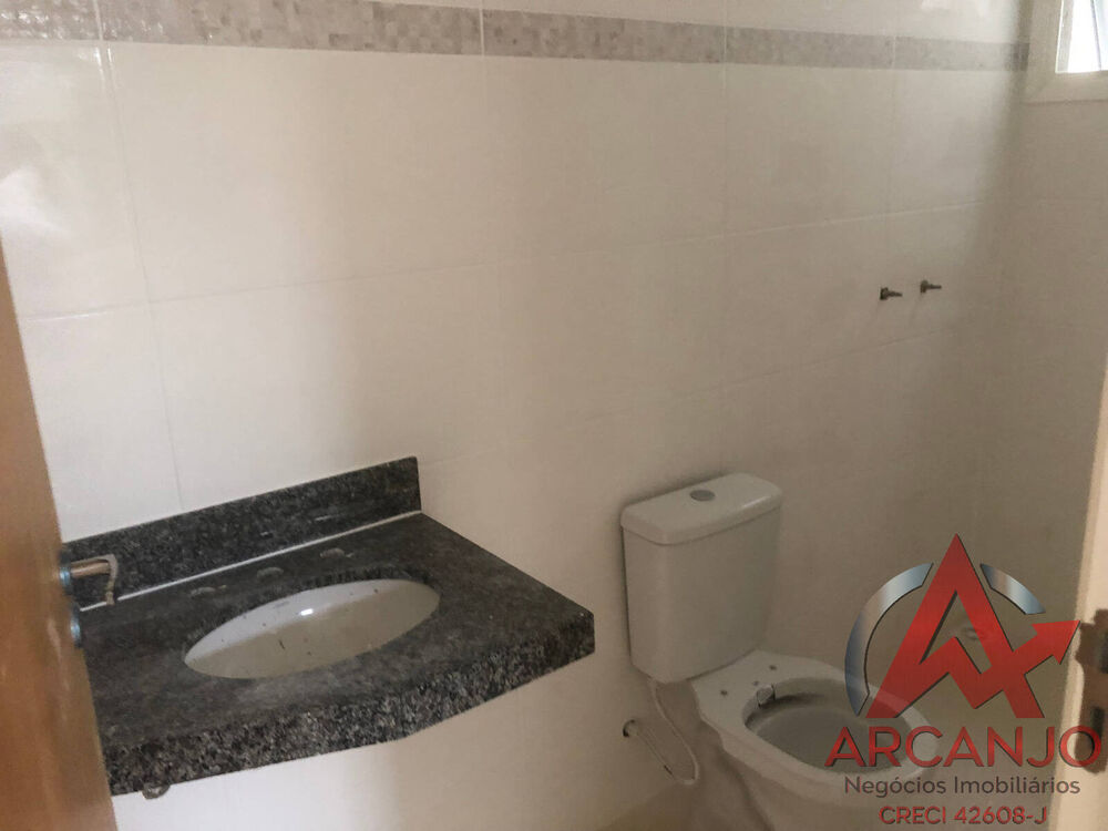 Casa à venda com 4 quartos, 80m² - Foto 4