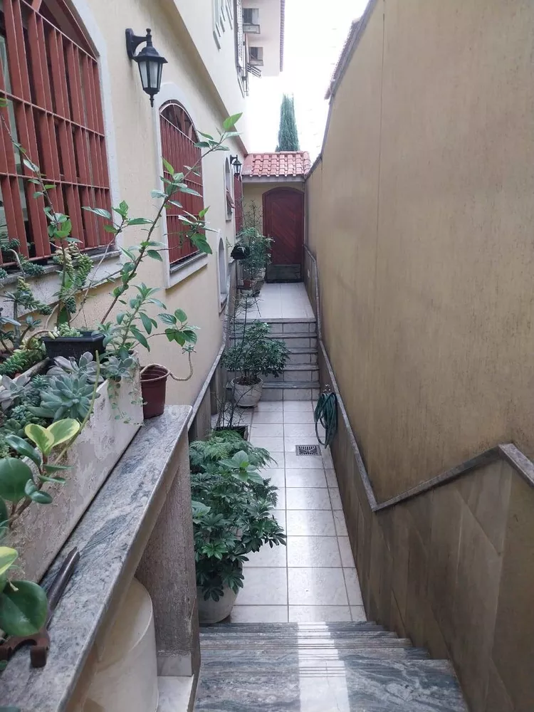 Sobrado, 4 quartos, 197 m² - Foto 2