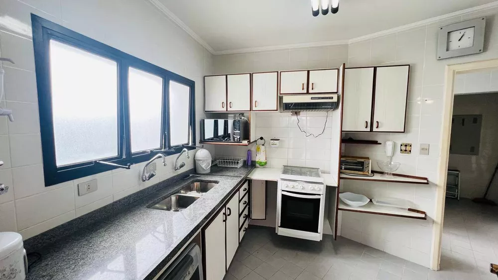 Apartamento, 3 quartos, 134 m² - Foto 1