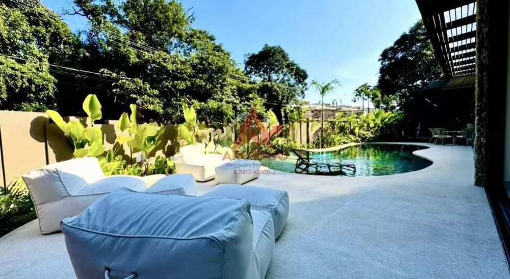 Casa, 6 quartos, 486 m² - Foto 1