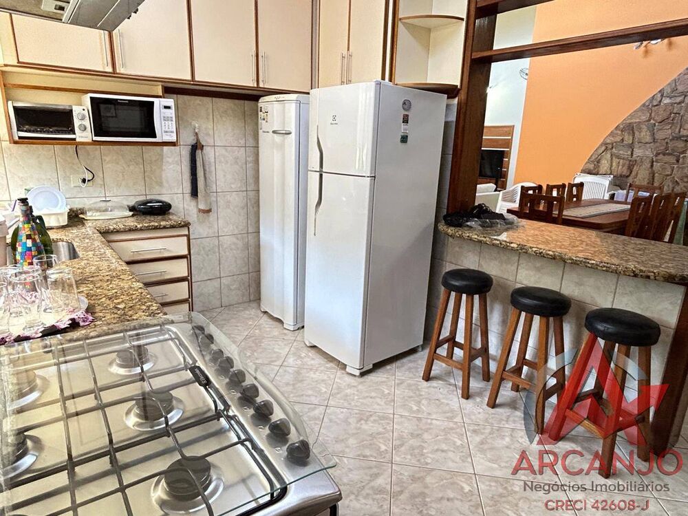 Casa à venda com 3 quartos, 249m² - Foto 30
