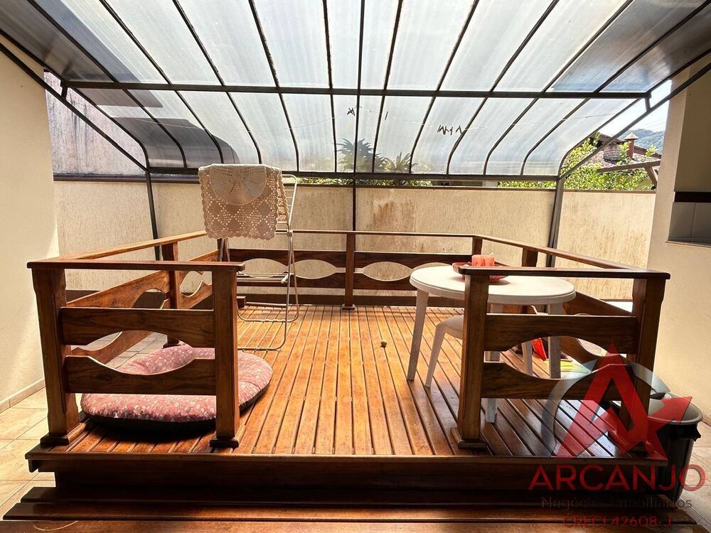 Casa à venda com 3 quartos, 249m² - Foto 24