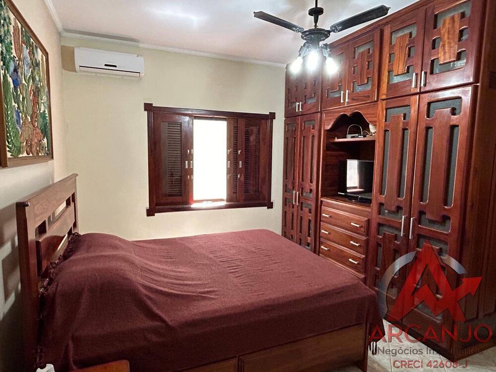 Casa à venda com 3 quartos, 249m² - Foto 18