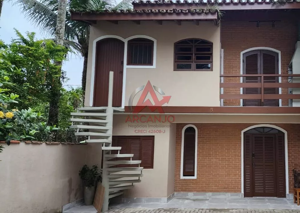 Casa, 3 quartos, 220 m² - Foto 1