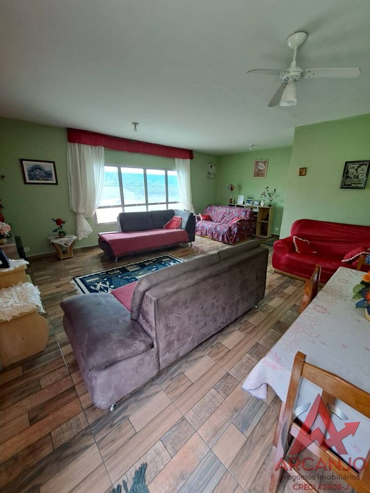Casa à venda com 3 quartos, 216m² - Foto 2