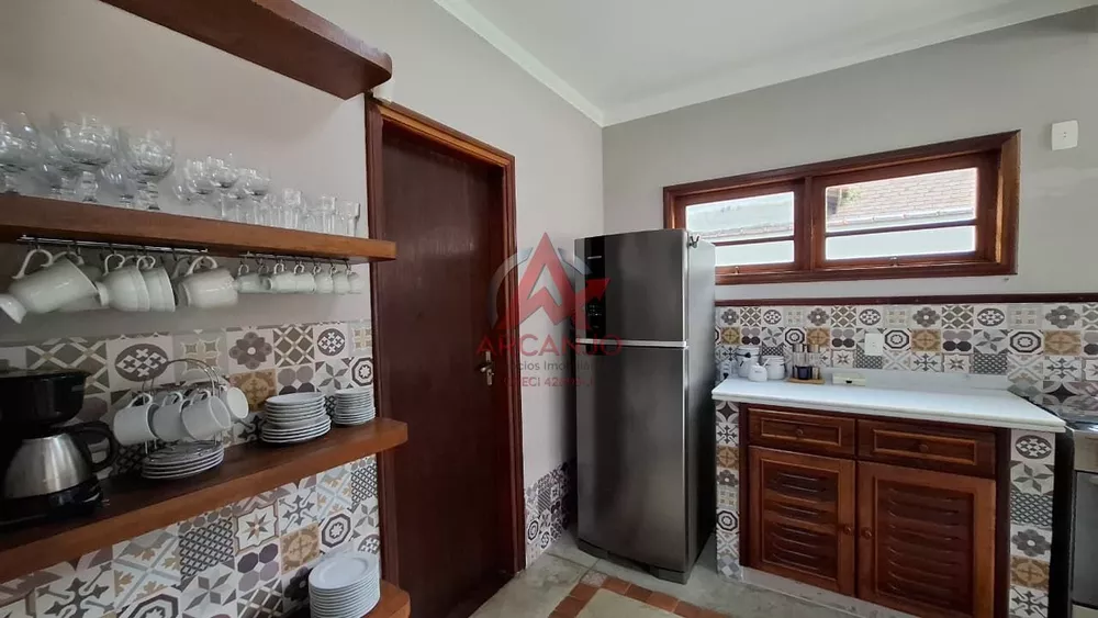 Casa, 4 quartos, 290 m² - Foto 3