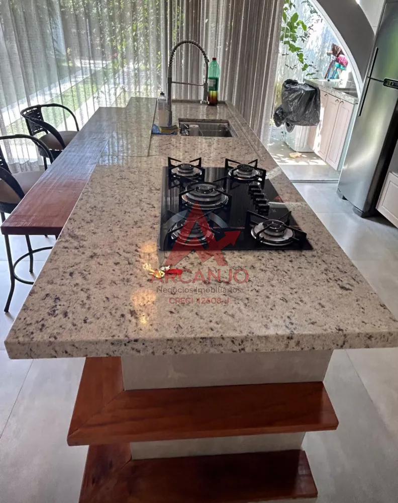 Casa, 3 quartos, 180 m² - Foto 2